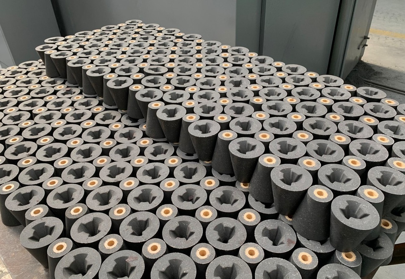 Tundish nozzle 19